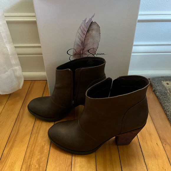 Jessica Simpson Booties - Picture 3 of 4